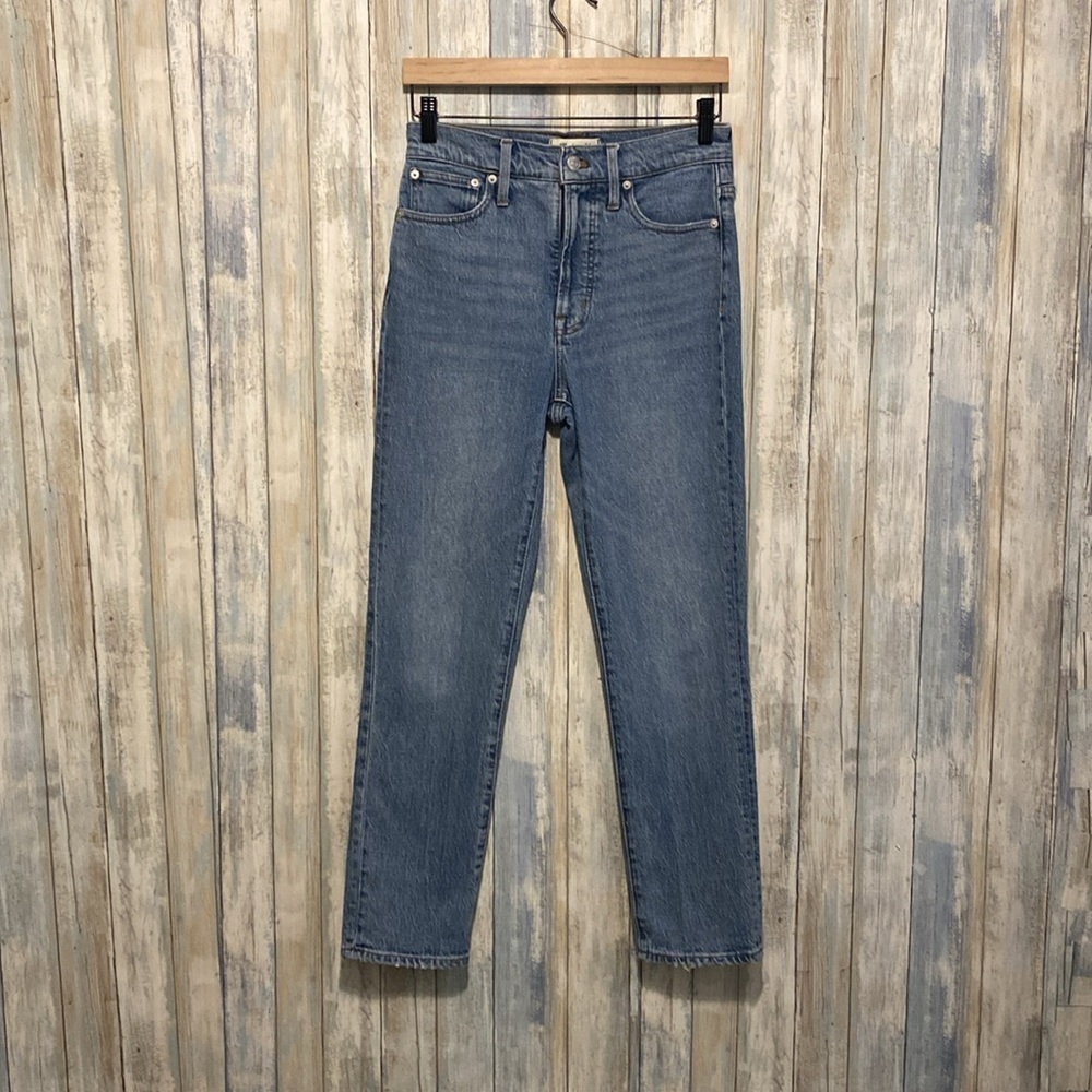 Madewell The Perfect Vintage Jean in Belbury Wash: TENCEL™ Denim Edition | 25 - Picture 2 of 10